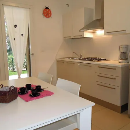 Modern Flat With A Fenced Garden And Fireplace * Bibione