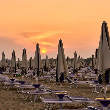 Apartmán Relax By The Pool In Modern Flat Bibione