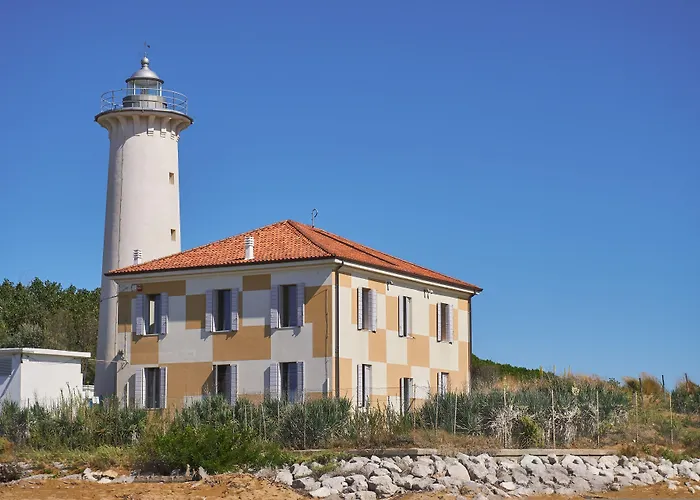 Διαμέρισμα Modern Flat With A Fenced Garden And Fireplace
